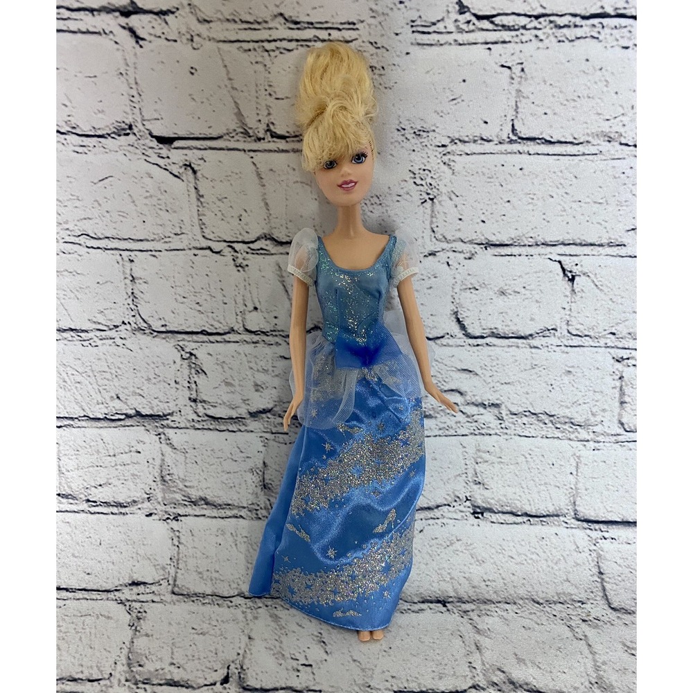 Vintage Cinderella Princess Barbie Doll 12" 1999